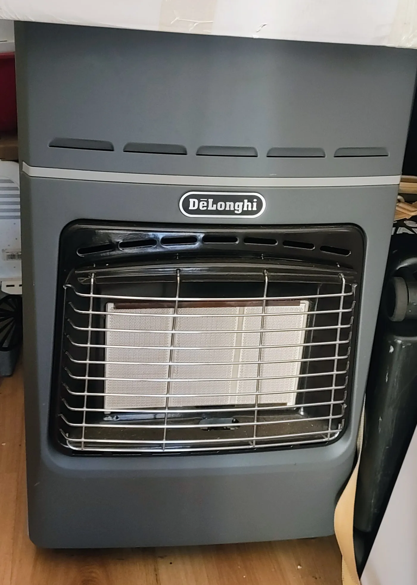 DeLonghi LPG Gas Heater